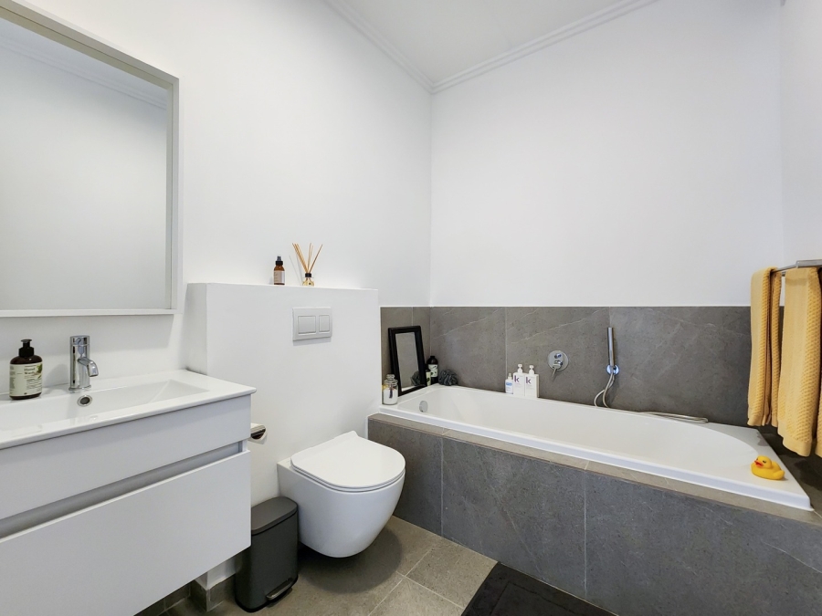 4 Bedroom Property for Sale in Sandown Western Cape